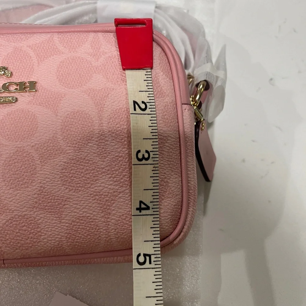 New! Coach! - Picture 14 of 16